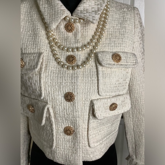 Bey Azura cropped cream long sleeve‎ jacket. Size Medium - Picture 6 of 16